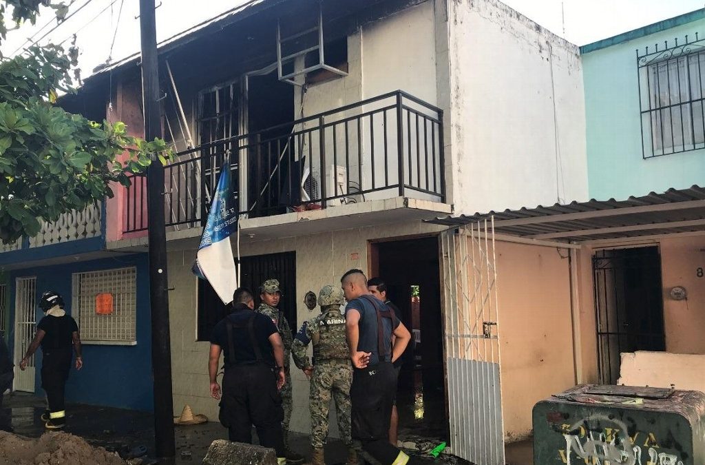 Incendio deja daños materiales en vivienda