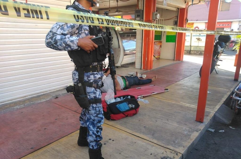 Tras asalto a carnicería, muere menor en la ciudad de Veracruz; hay un herido