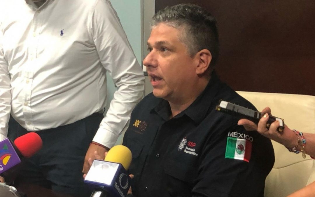 Tras implicar a exgobernador en asesinato de alcaldesa de Mixtla, titular de SSP declara por escrito