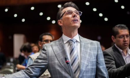 Diputadas de Morena ‘truenan’ contra Sergio Mayer y lo acusan de pedir ‘moches’