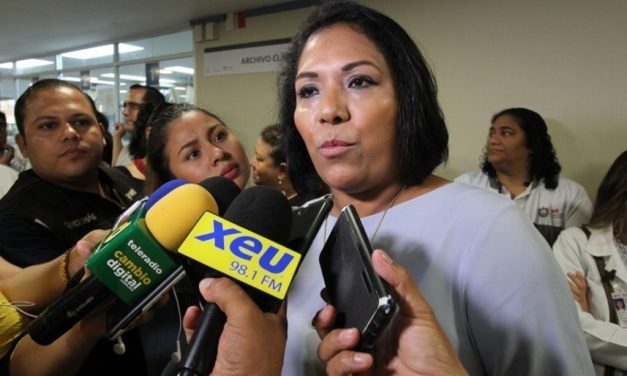 Enfermera abortó y a otras se les cae el cabello por fallas en campana de quimio en Veracruz: Líder de enfermeras