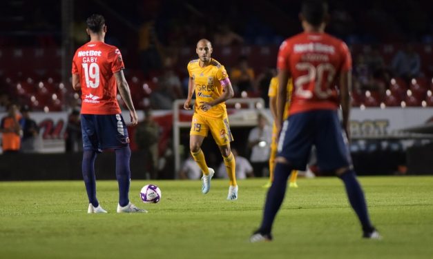 ¡Increible! Veracruz se niega a jugar, se quedan parados en protesta y Tigres anota dos goles (VIDEOS)