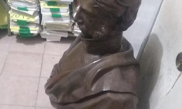 Aparecio el busto de Ciriaco Vázquez