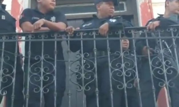 El pueblo de Alvarado se levanta contra la policía estatal, denuncia la detención ilegal de 15 menores de edad