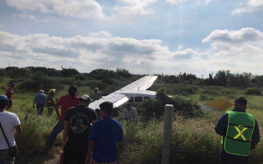 Cae avioneta en Carretera a Laredo, en Apodaca