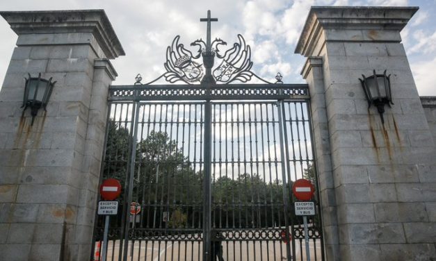 Cierra el Valle de los Caídos sin altercados para proceder a la exhumación de Franco