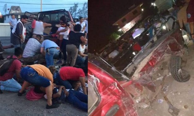 Se quedó sin frenos y hace carambola de carros; deja varios menores de edad heridos