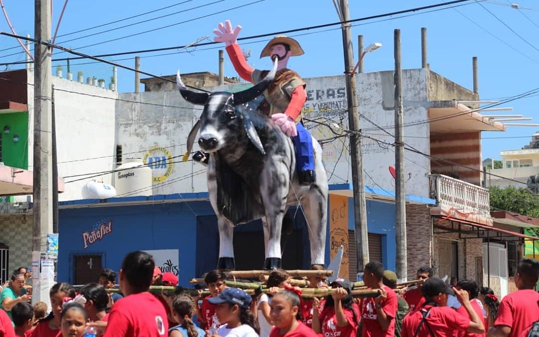 Mojiganga 2019 en Alvarado