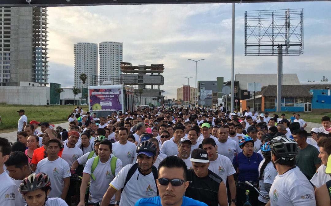 Participan más de mil 200 personas en la Tercera Gran Carrera CÚSPIDE: SS