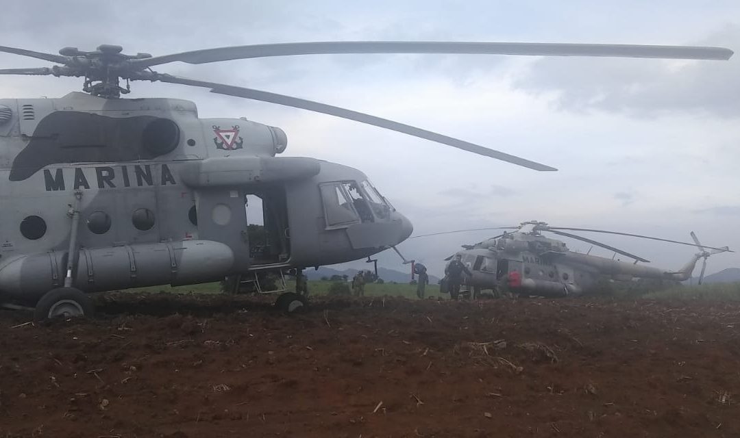 “FALLA EN EL TABLERO”; ATERRIZAJE FORZOSO DE AERONAVE DE SEMAR EN VERACRUZ, ELEMENTOS RESGUARDAN