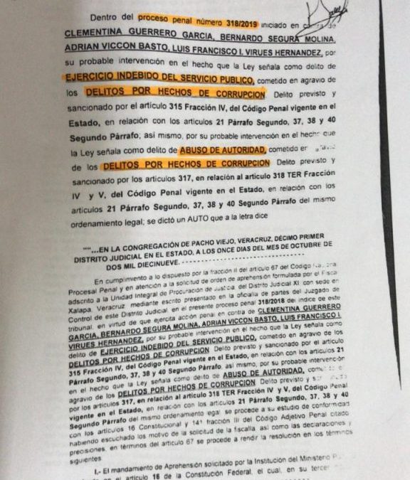 Van por otros funcionarios de la administración de Miguel Ángel Yunes Linares.