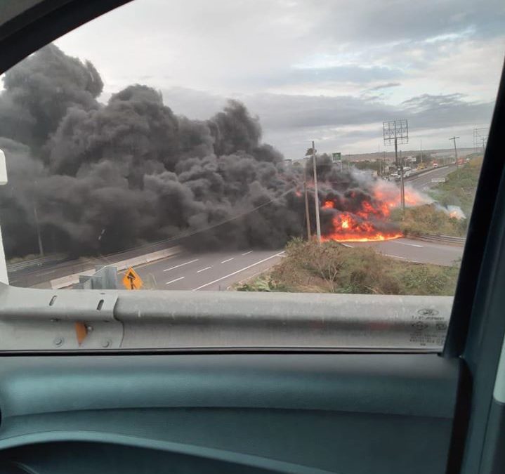 Reportan incendio de pipa en zona norte de Veracruz (VER VIDEO)