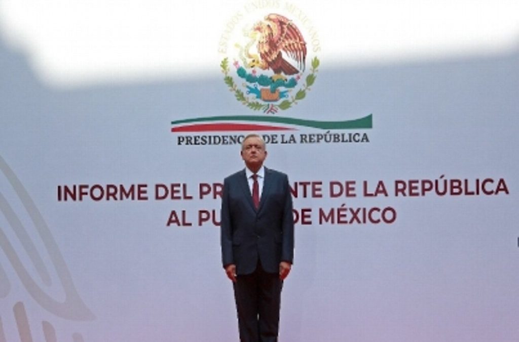 AMLO y altos funcionarios se bajarán sueldo y se eliminarán los aguinaldos