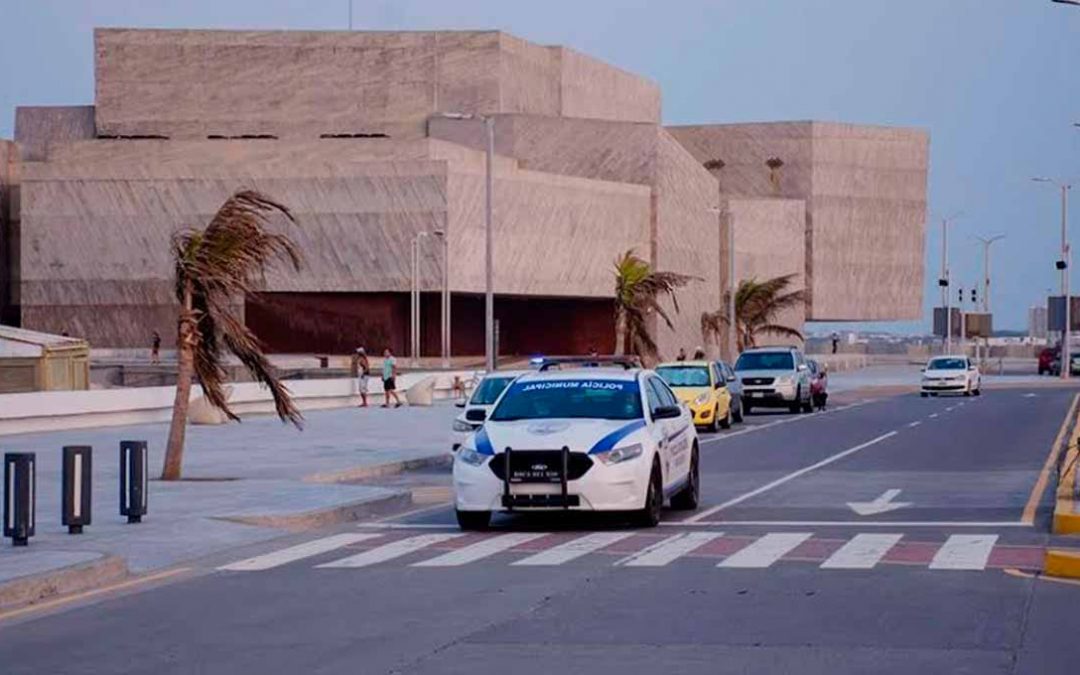 AUTORIDADES EN BOCA DEL RÍO MANTIENEN OPERATIVOS EN ZONAS PÚBLICAS