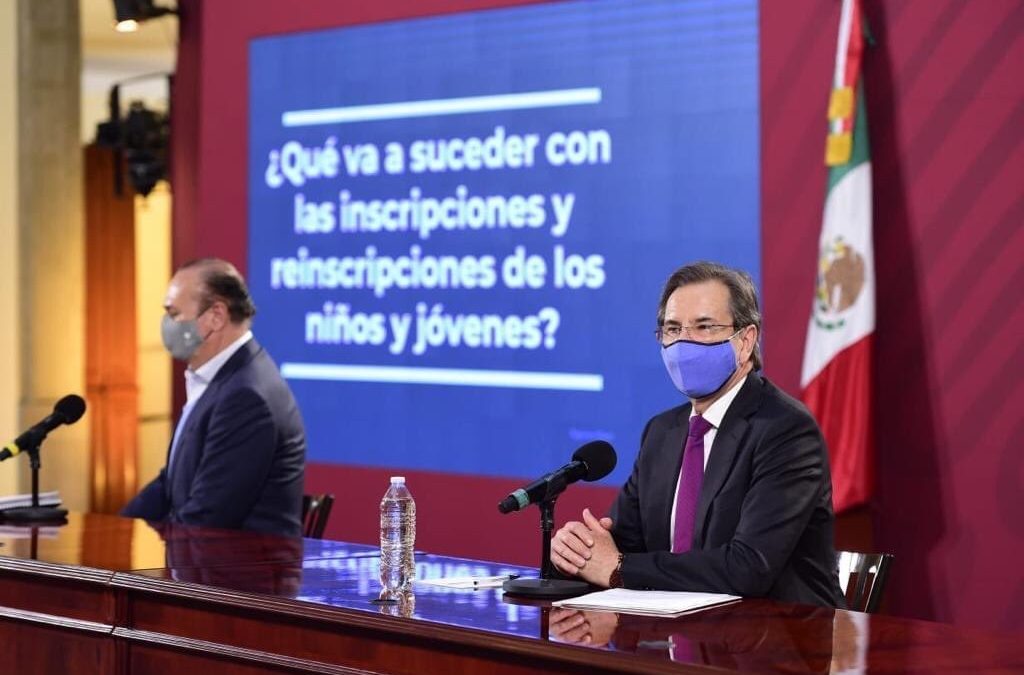 Sancionarán a escuelas que abran antes del semáforo verde: SEP