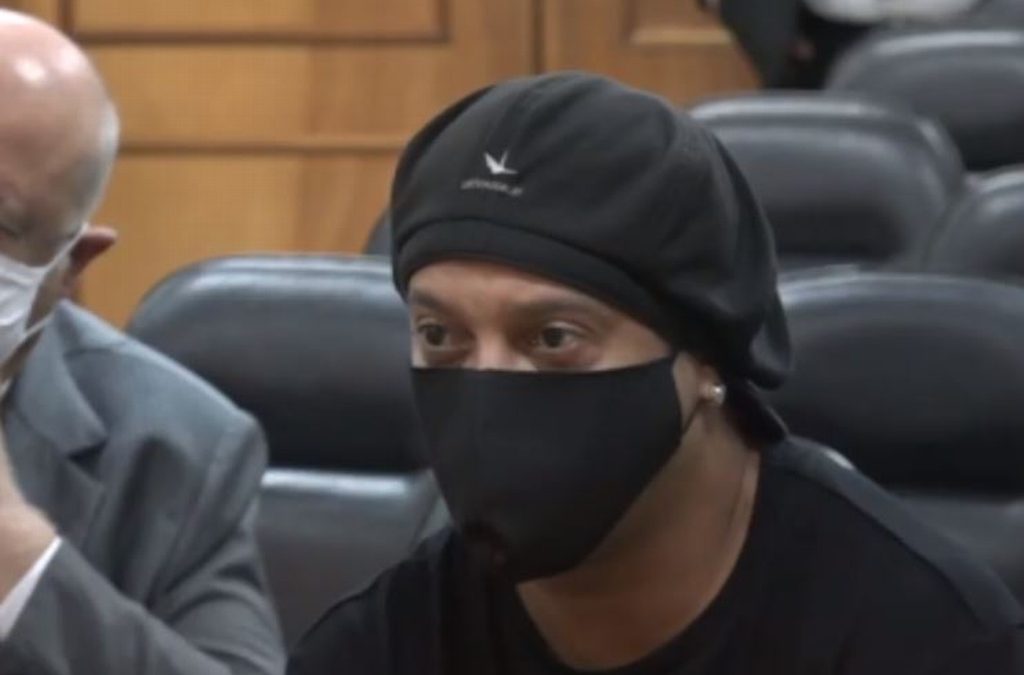 Ronaldinho ha quedado en libertad