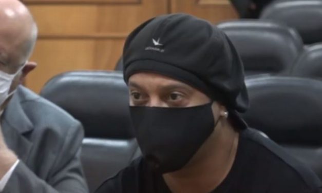 Ronaldinho ha quedado en libertad