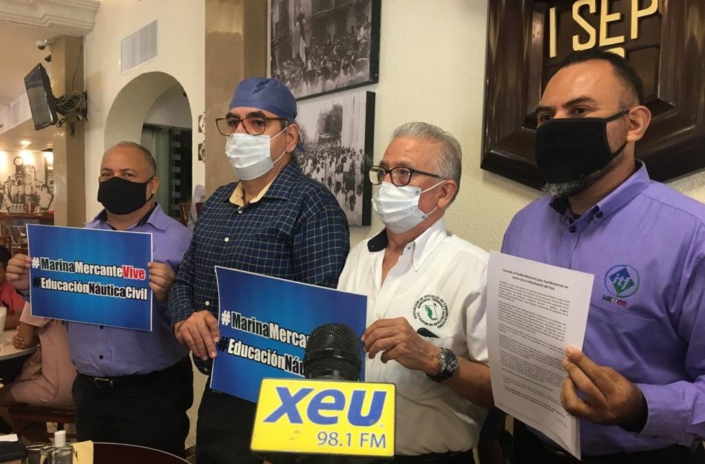 MARINOS MERCANTES ANUNCIAN MANIFESTACIÓN