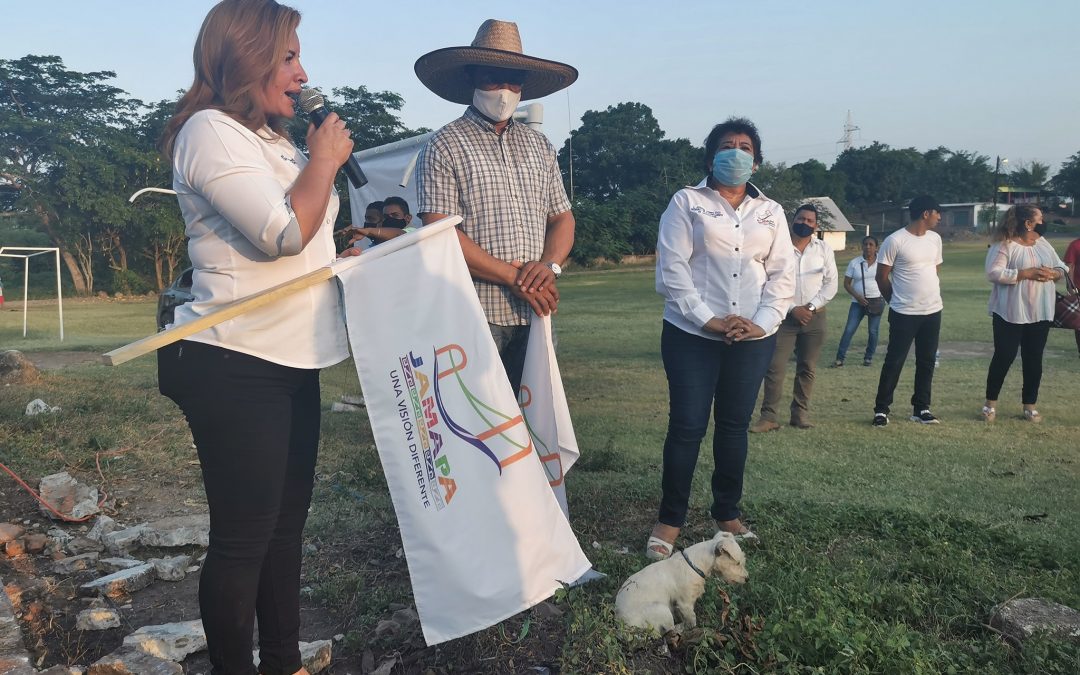El Piñonal contará con «Salón de Usos Múltiples», anuncia Alcaldesa de Jamapa, Florisel Ríos Delfín