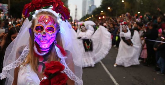 Sí habrá desfile y concurso de catrinas en Veracruz