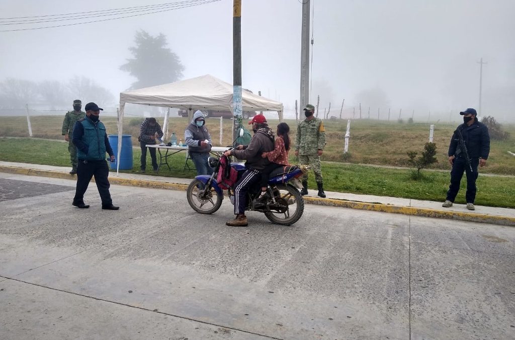 Sedena aplica filtros sanitarios contra COVID-19 en Tlapacoyan, Veracruz