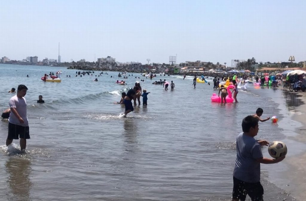 APLICARON BARREDORA EN PLAYAS DE VERACRUZ