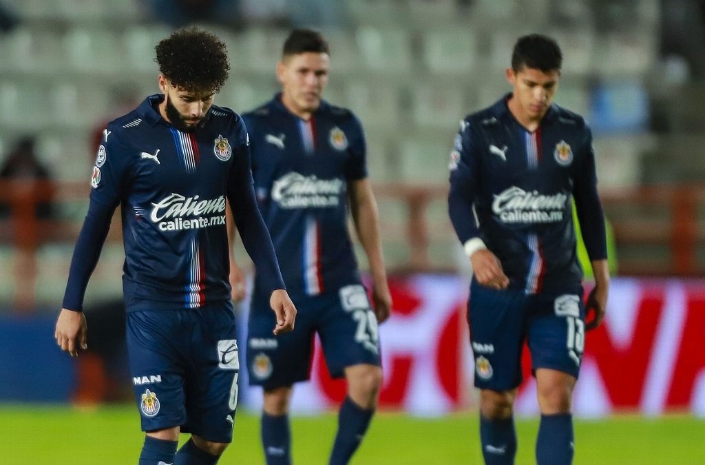 Habrá limpia en Chivas, tienen 13 transferibles