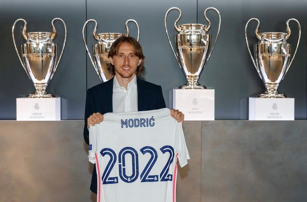 Luka Modric renueva con el Real Madrid