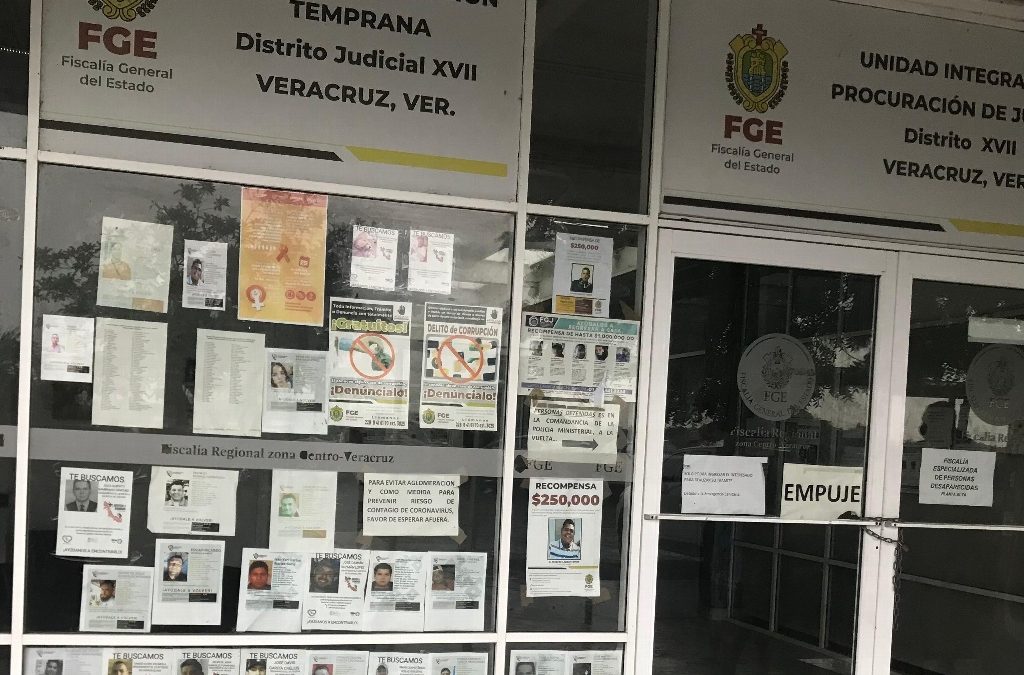 Exigen colgando lonas acciones para encontrar a familiares desparecidos