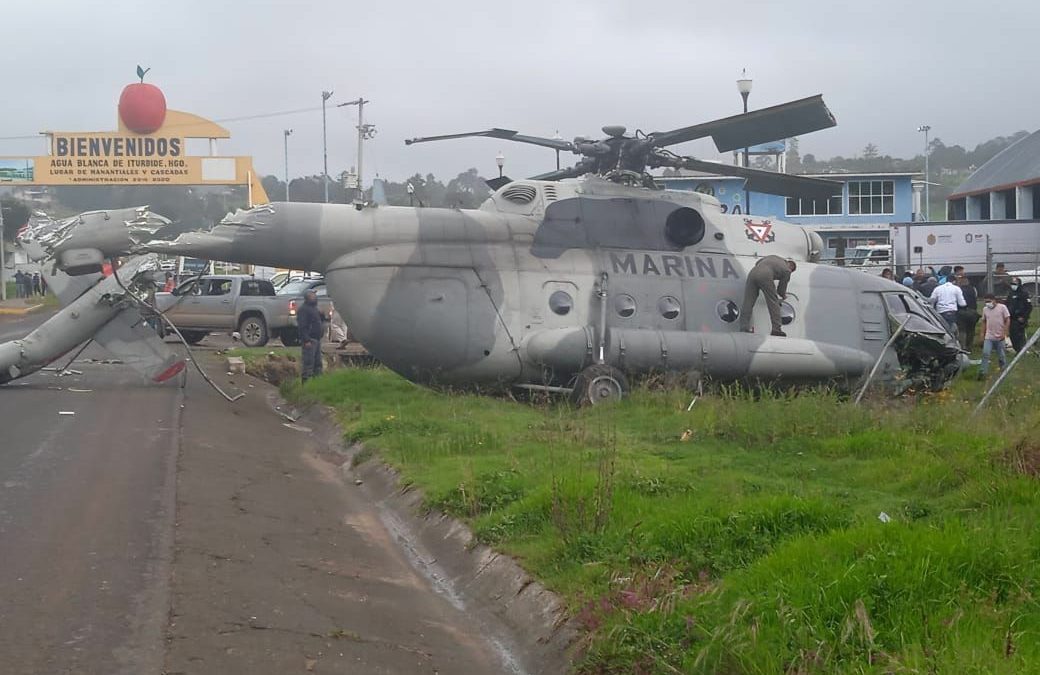 CAE HELICÓPTERO DE LA MARINA EN HIDALGO