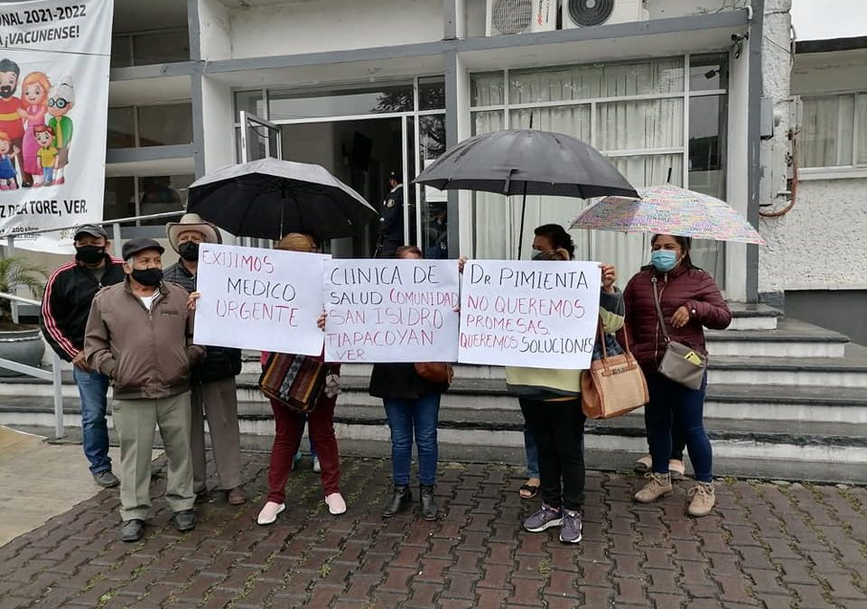 SIN MEDICO DESDE HACE SIETE MESES EN TLAPACOYAN