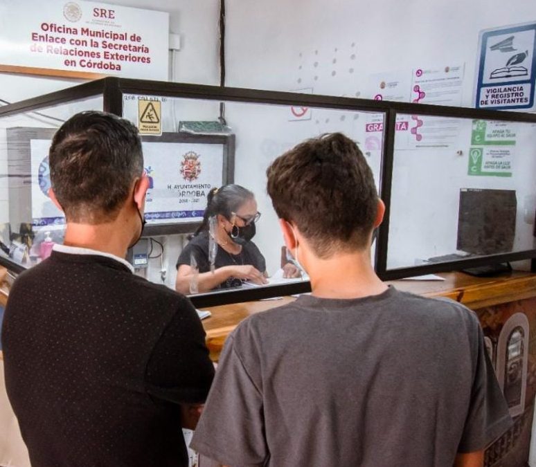 Alertan sobre páginas fraudulentas para pasaportes, en Córdoba
