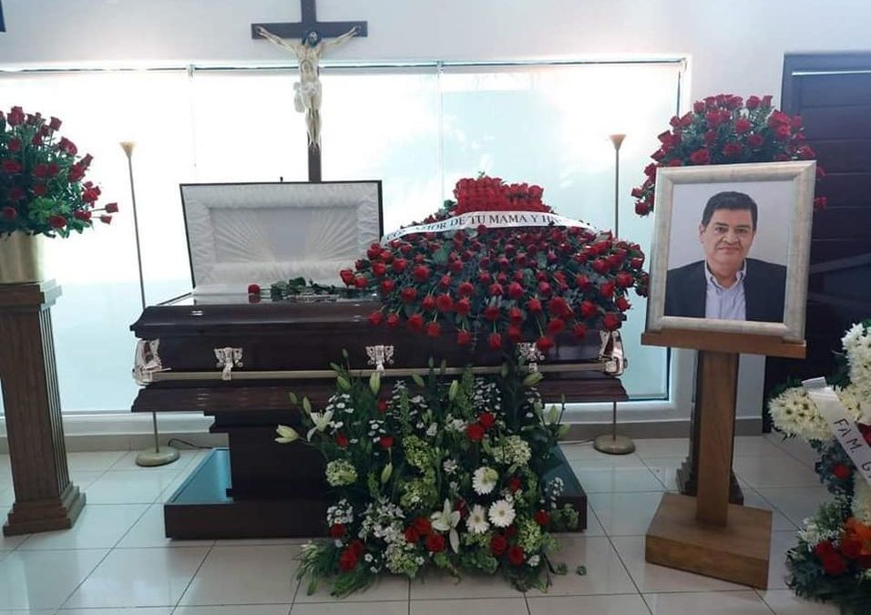 DAN EL ULTIMO ADIOS AL PERIODISTA LUIS ENRIQUE RAMIREZ