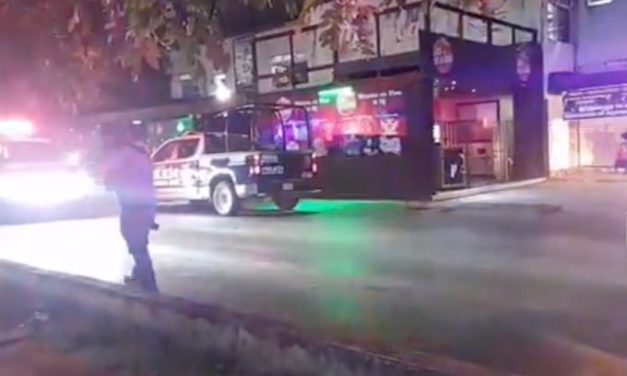 BALACERA EN BARES DE CANCUN, DEJA DOS MUERTOS (VIDEO)