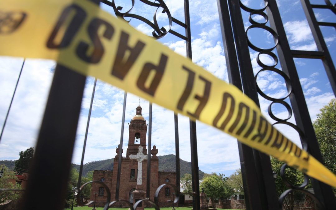 Hallados los cadáveres de los dos sacerdotes jesuitas y el guía turístico asesinados en la sierra Tarahumara