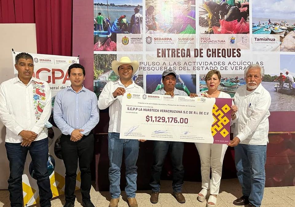 Entrega SEDARPA 4.4 mdp a cooperativas para liquidar deuda a CONAPESCA