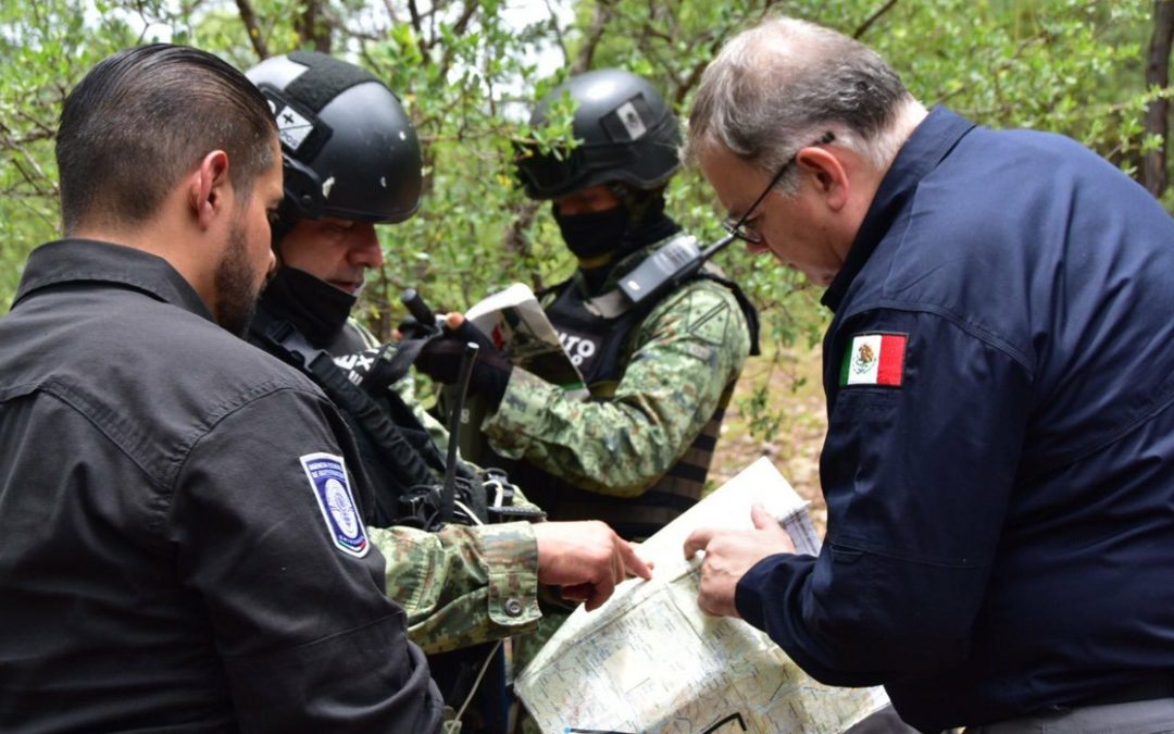 Localizan a hermanos secuestrados por ‘El Chueco’