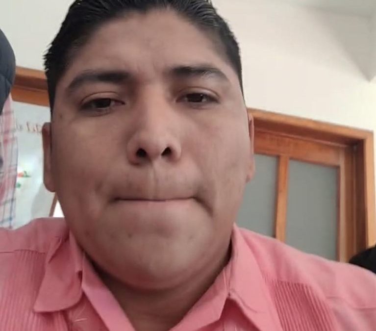 DETIENEN AL REGIDOR SEGUNDO DE SAYULA DE ALEMAN; ABIMAEL MERINO DE LOS SANTOS (VIDEO)