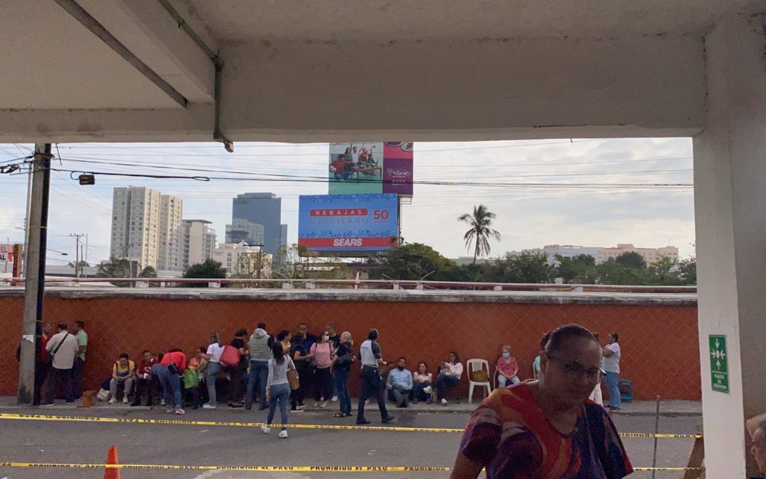 CONTINUA TOMADA LA DELEGACION DE LA SEV EN VERACRUZ