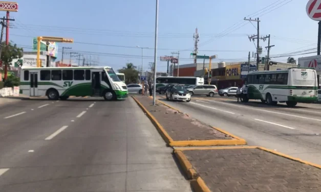 Hoy habrá bloqueos camioneros en Veracruz