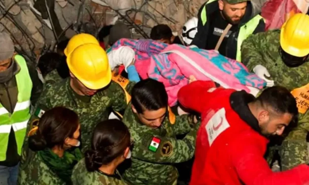 Brigadistas mexicanos concluyen su misión en Turquía