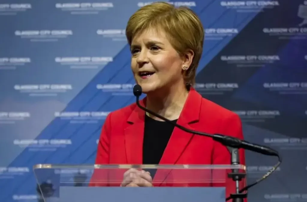 Renuncia la primera ministra de Escocia