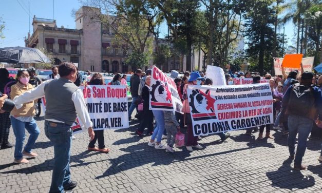 PROTESTA DE CARDENISTAS CONTRA RICARDO AHUED