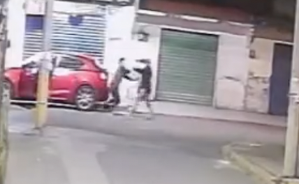 Matan a joven por robarle auto