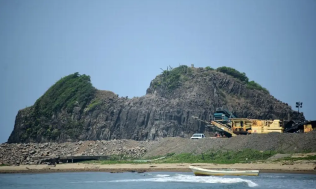 Desde el puerto de Veracruz envían más de un millón de toneladas de roca para Tren Maya