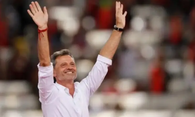 Diego Cocca llegó a la CDMX para ser presentado con el Tri