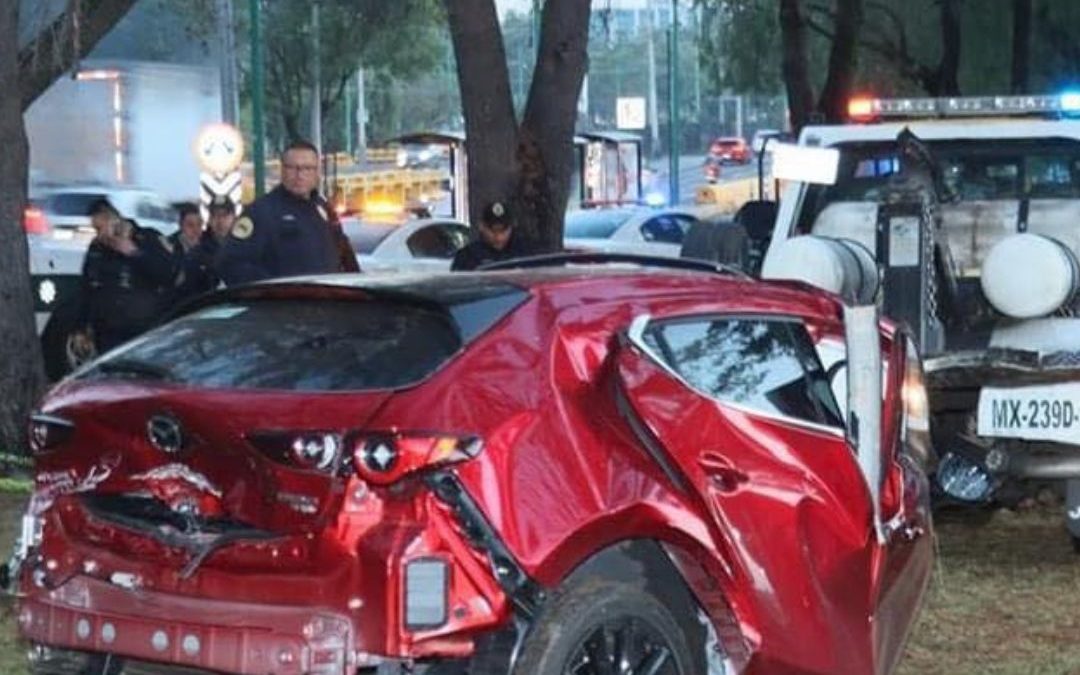 PARTIÓ EL AUTO EN DOS