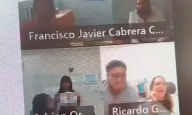 ?IMSS DESPIDE FUNCIONARIO POR REALIZAR ACTOS INMORALES DURANTE VIDEOCONFERENCIA