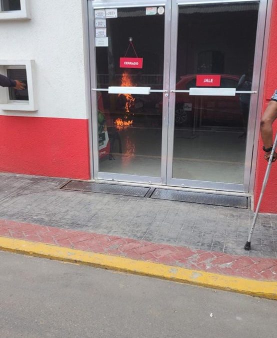 SE INCENDIA CAJA YANGA (VIDEO)