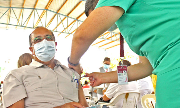 INICIA ESTE LUNES VACUNACIÓN CONTRA COVID E INFLUENZA